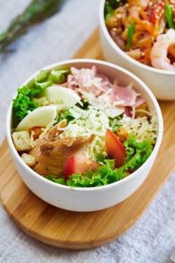 Etli taze tatsty salata görünümünü yakın çekim 