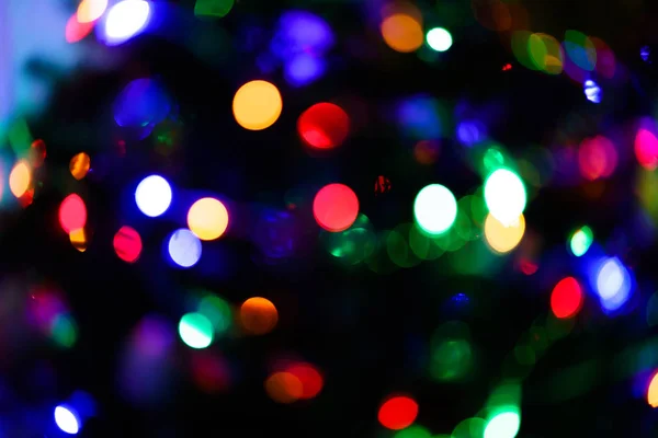 Efecto Difuminado Abstracto Primer Plano Iluminado Luces Navidad Enredadas — Foto de Stock