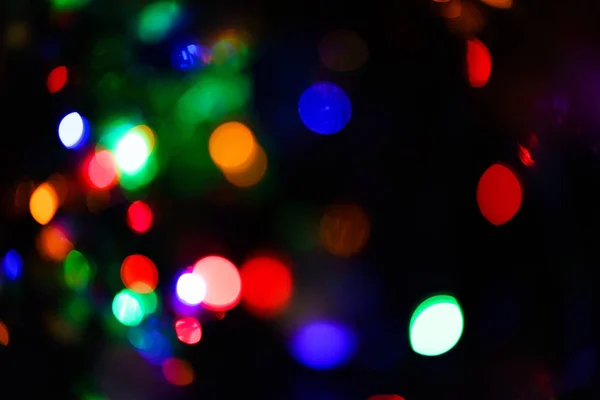 Efecto Difuminado Abstracto Primer Plano Iluminado Luces Navidad Enredadas — Foto de Stock