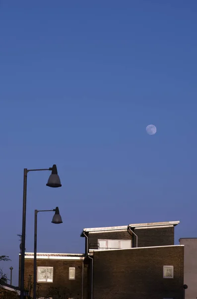 Nuove proprietà sotto la Luna, Manchester Regno Unito Inghilterra — Foto Stock