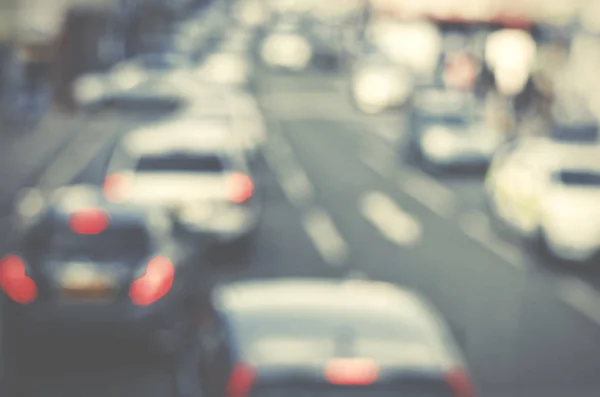 Cars on busy road. Blurred out traffic. — Stock Photo, Image