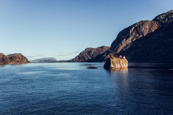 Landschap van fjorden overdag — Stockfoto