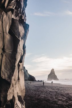 Rocky Dağları üzerinde deniz kıyısı