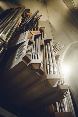 Organ Reykjavik kilise içinde