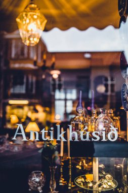 Dükkanı açık görünümü