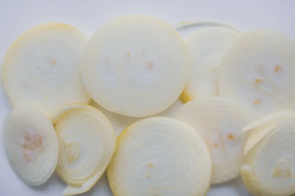 Weiße in Scheiben geschnittene Zwiebel — Stockfoto