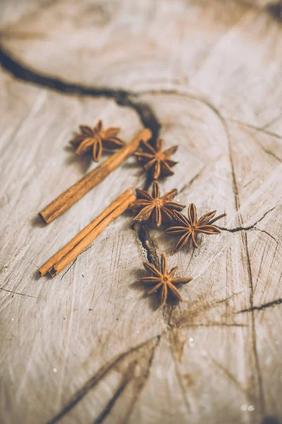 Close Anise Stars Cinnamon Sticks Wooden Background — Stock Photo, Image