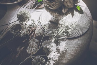 güzel buket peonies antika arka plan üzerinde Close-Up