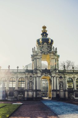 güzel tarihi Dresden şehir güneşli anda Almanya