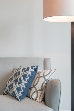kanepe modern oturma odası tasarım kümesi ile modern beyaz lamba