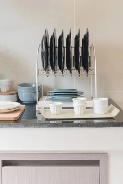 Modern kitchen room with sink on top granite counter — Stock Photo, Image