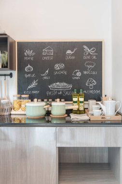 siyah granit üzerine sayaç modern mutfak Oda