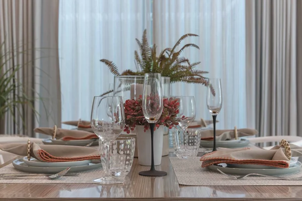 Table set on wooden dining room — Stock Photo, Image