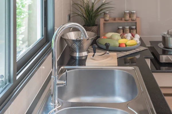 Sink with faucet in kitchen room — Stock Photo, Image