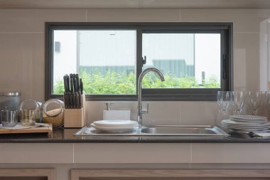 mutfak oda içinde lavabo