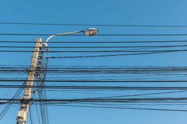 sokak spot ışık, elektrik direği 