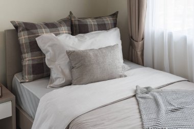 modern yatak odası tarzı Tek Kişilik Yatak