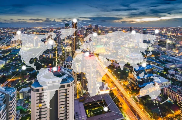 도시에 연결 및 네트워크 시스템의 개념 — 스톡 사진