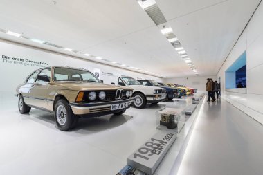 München, Almanya - 20 Ocak 2017: klasik araba koleksiyonu