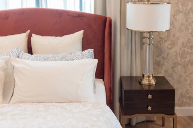 clasic bedroom style 