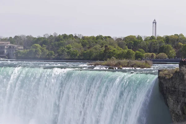 Şaşırtıcı Niagara falls Kanadalı tarafından gelen güzel izole resimle