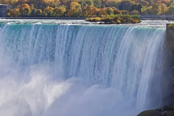 Vackert foto med fantastiska kraftfulla Niagara vattenfall — Stockfoto