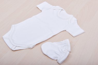 Bebek ürünler. Bebek bluz ve pantolon kaydırıcıları pijama. Çocuk Giyim çocuk bezi pijama mittens yelekler kaydırıcıları beyaz çorap