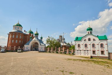 St. Anne'in rahibe manastırı, Annina'dan dağ yerdir