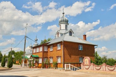 St. Anne'in rahibe manastırı, Annina'dan dağ yerdir