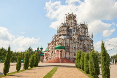 St. Anne'in rahibe manastırı, Annina'dan dağ yerdir
