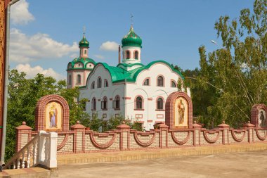 St. Anne'in rahibe manastırı, Annina'dan dağ yerdir