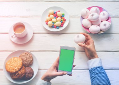 Smartphone'da fotoğrafta kadın