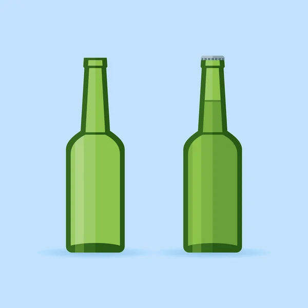 Green glass beer bottles. Empty and full bottle with cap. — Stockový vektor