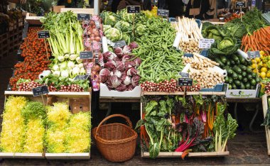 Kopenhag, Danimarka - Mart 02 2019: C 'deki çiftçi marketi