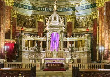 St. Stephen Katedrali içeriden. Budapeşte.