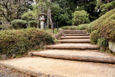 Park çevresindeki Naritasan Tapınağı, Narita, Japonya, 16. Nisan 2012 