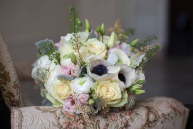 pembe pastel düğün buketi