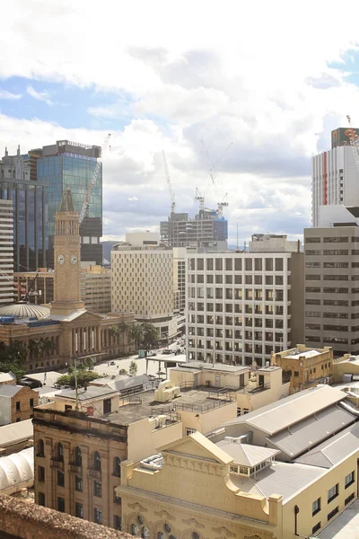 Vista sobre los edificios del centro de la ciudad en Brisbane, Australia, 25 de agosto de 2011 — Foto de Stock