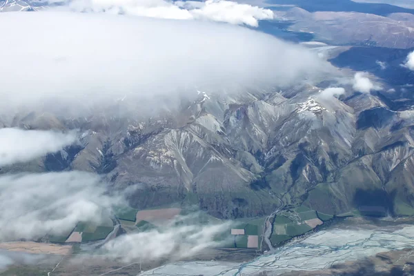 Αεροφωτογραφία των βουνών της Νέας Ζηλανδίας, νότιο νησί. — Φωτογραφία Αρχείου
