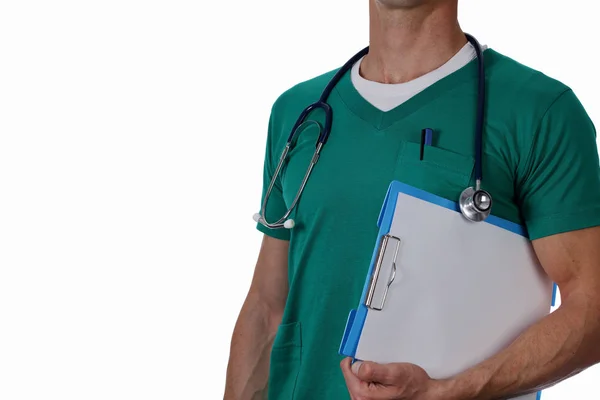 Retrato de un médico varón desconocido con un estetoscopio aislado sobre fondo blanco. Salud y concepto médico . — Foto de Stock