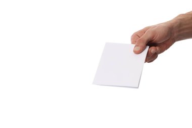 Boş kağıt beyaz arka plan üzerinde izole tutan erkek el. Kopyala Yapıştır resim veya metin.