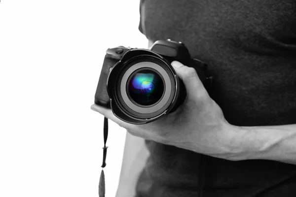 Professionele fotograaf. Man met professionele digitale Camera — Stockfoto
