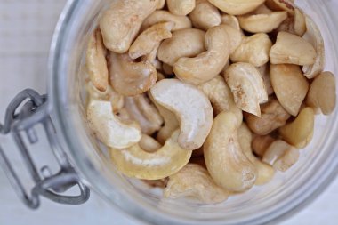 Kaju fıstığı bir kase. Beslenme, sağlıklı beslenme kavramı