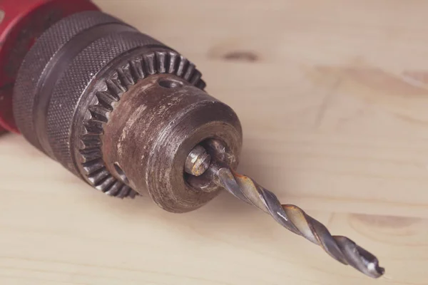 Alte gebrauchte rostige Handbohrmaschine. Vorgeschichte — Stockfoto