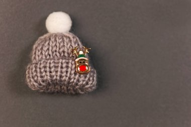 Aşk Kışı konsepti. Mutlu Noeller ve mutlu yıllar geçmişi. Minimalist stil