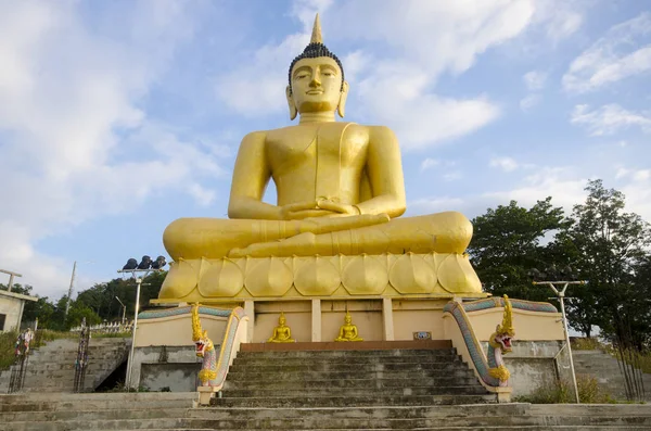 The Golden Buddha at Phu Salao temple, Pakse, Laos. — Stock Photo, Image