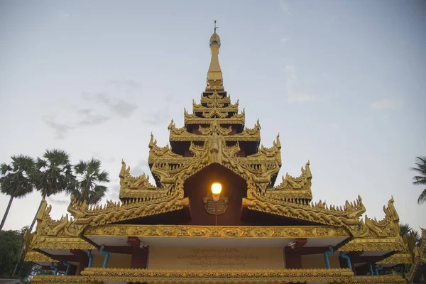 Shwemawdaw pagode, bago, myanmar — Stockfoto