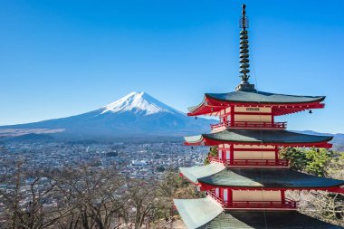Mt. Fuji Kawagushiko Tokyo, Japonya yakınındaki Chureito Pagoda ile