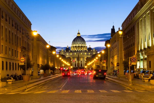 Estado da cidade do Vaticano o famoso lugar em Roma, Itália — Fotografia de Stock