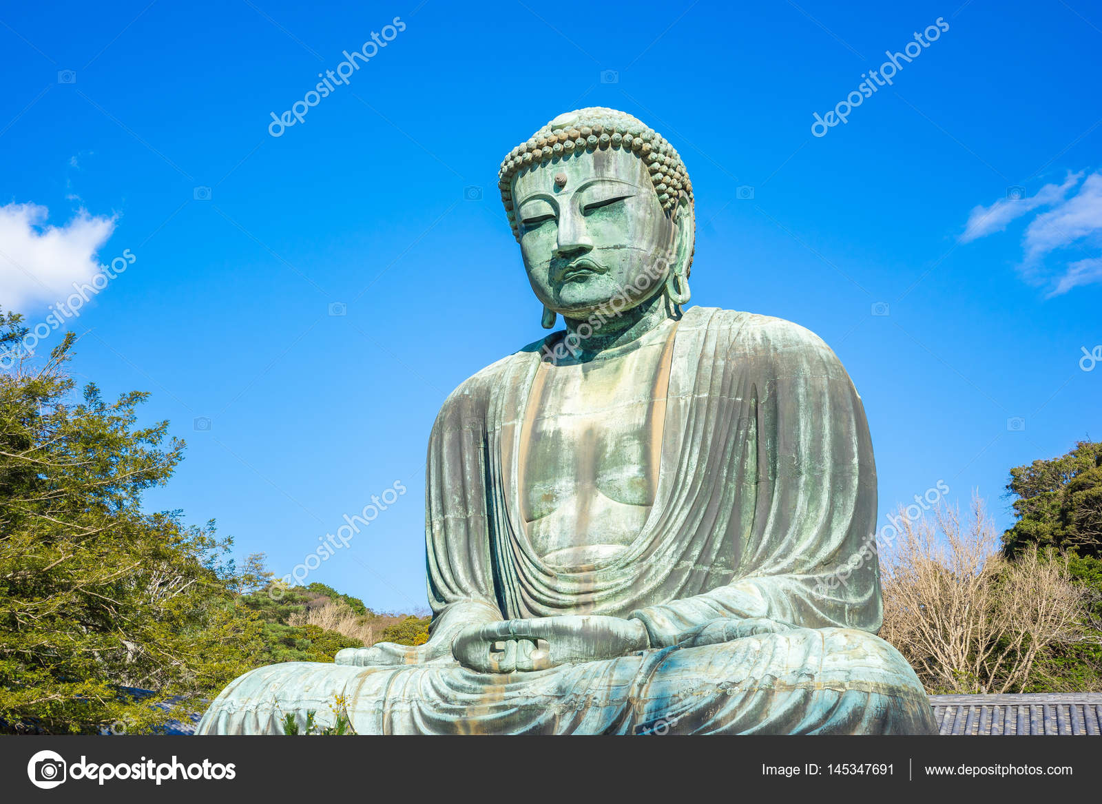 The Giant Buddha or Daibutsu in Kamakura, Japan — Stock Photo